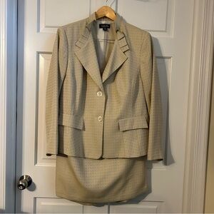 Isabella Women Suits Skirt Suit 18W Gold Ivory 2 Button Piece MOB Fancy Business